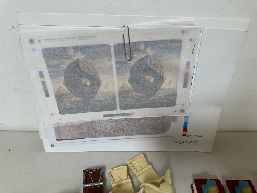 The Tale Of Despereaux Movie Carl's Jr. / Hardee's Happy / Kid's Meal Toys Project Box With Prototype Toy Samples Cool Kids Designed By The CDM Company 2010 [Photo 17]