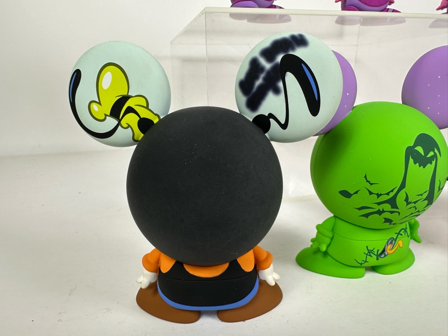 Fan Expo 2020 Rejected Samples Of Disney Shorts Vinyl Collectible Toy Art By Francisco Herrera, 8 Items	Including Tim Burton's The Nightmare Before Christmas [Photo 11]