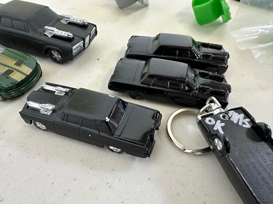 The Green Hornet Movie Carl's Jr. / Hardee's Happy / Kid's Meal Toys Project Box With Prototype Toy Samples Cool Kids Designed By The CDM Company 2010 [Photo 2]