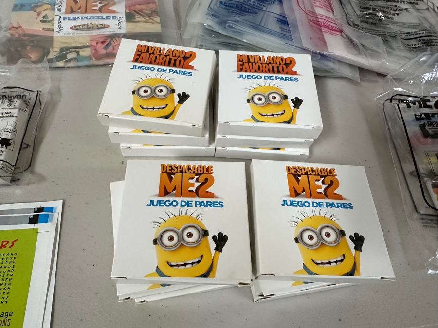 Despicable Me 2 Minions Movie Carl's Jr. / Hardee's Happy / Kid's Meal Toys Project Box With Prototype Toy Samples Cool Kids Designed By The CDM Company 2012 [Photo 8]