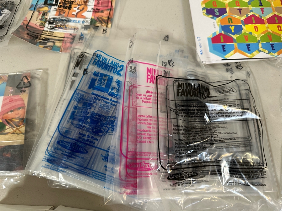 Despicable Me 2 Minions Movie Carl's Jr. / Hardee's Happy / Kid's Meal Toys Project Box With Prototype Toy Samples Cool Kids Designed By The CDM Company 2012 [Photo 10]