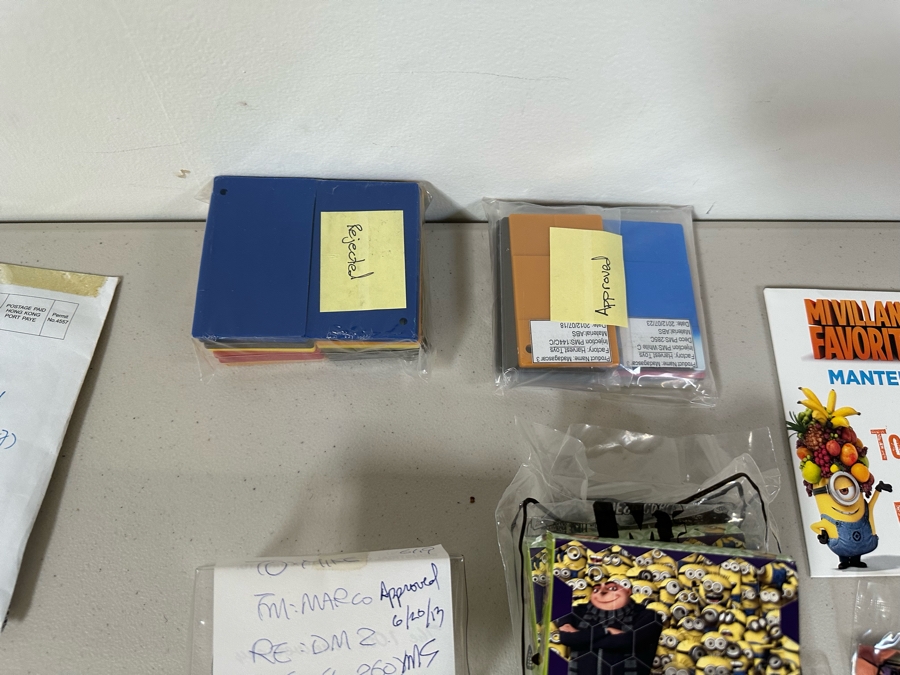 Despicable Me 2 Minions Movie Carl's Jr. / Hardee's Happy / Kid's Meal Toys Project Box With Prototype Toy Samples Cool Kids Designed By The CDM Company 2012 [Photo 16]