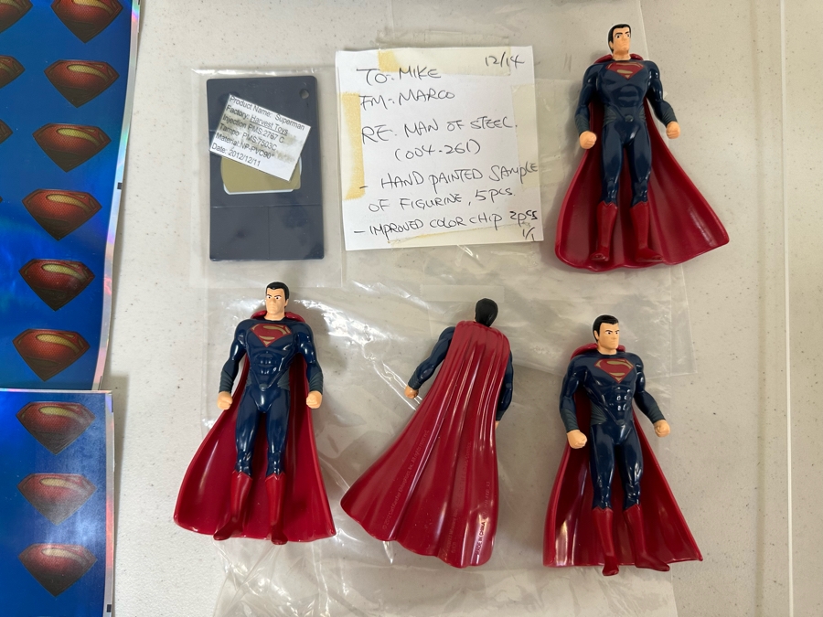 Man Of Steel Superman Movie Carl's Jr. / Hardee's Happy / Kid's Meal Toys Project Box With Prototype Toy Samples Cool Kids Designed By The CDM Company 2013 [Photo 21]