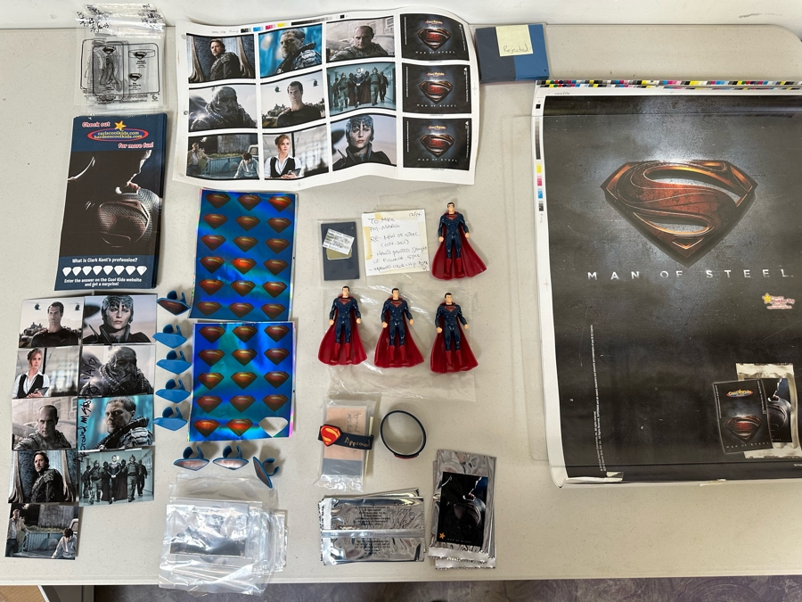 Man Of Steel Superman Movie Carl's Jr. / Hardee's Happy / Kid's Meal Toys Project Box With Prototype Toy Samples Cool Kids Designed By The CDM Company 2013 [Photo 22]