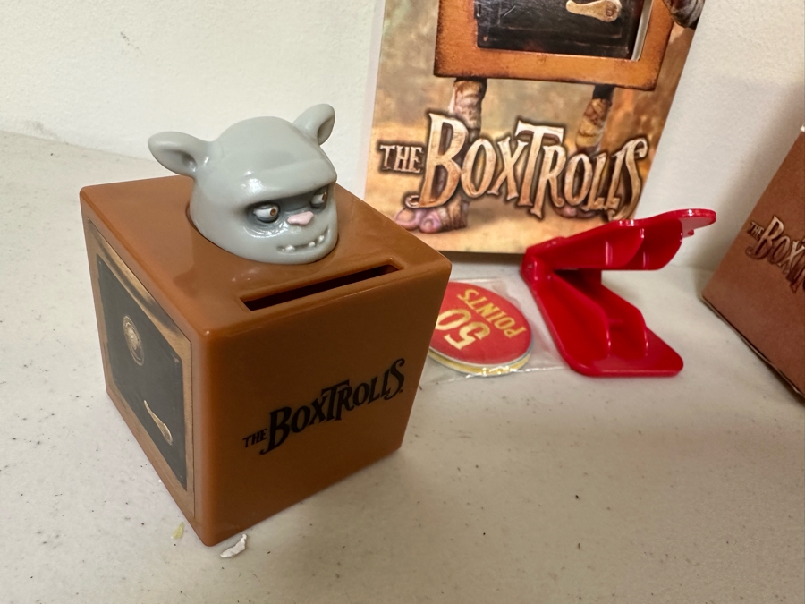The Boxtrolls Movie Carl's Jr. / Hardee's Happy / Kid's Meal Toys Project Box With Prototype Toy Samples Cool Kids Designed By The CDM Company 2014 [Photo 11]
