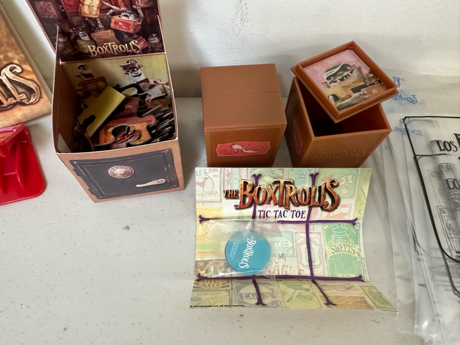 The Boxtrolls Movie Carl's Jr. / Hardee's Happy / Kid's Meal Toys Project Box With Prototype Toy Samples Cool Kids Designed By The CDM Company 2014 [Photo 5]