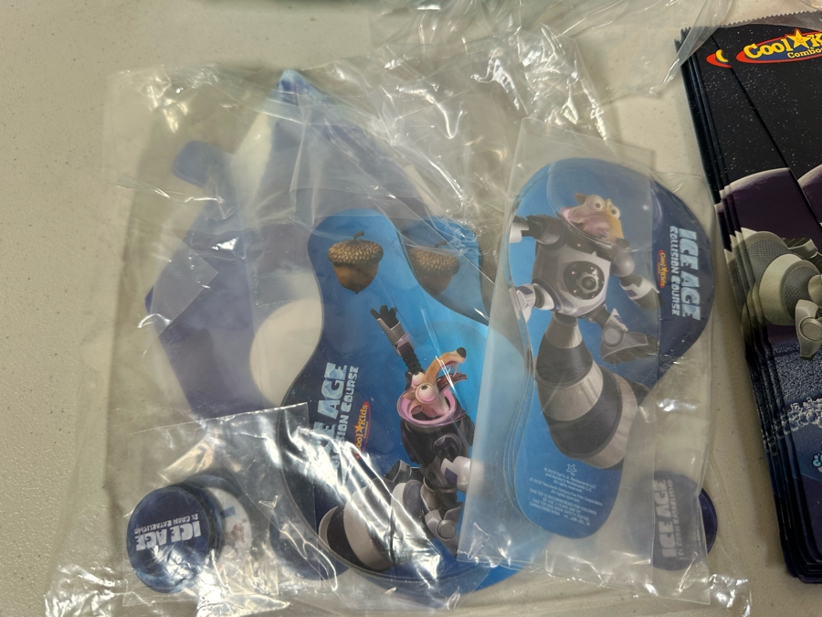Ice Age Collision Course Movie Carl's Jr. / Hardee's Happy / Kid's Meal Toys Project Box With Prototype Toy Samples Cool Kids Designed By The CDM Company 2016 [Photo 5]