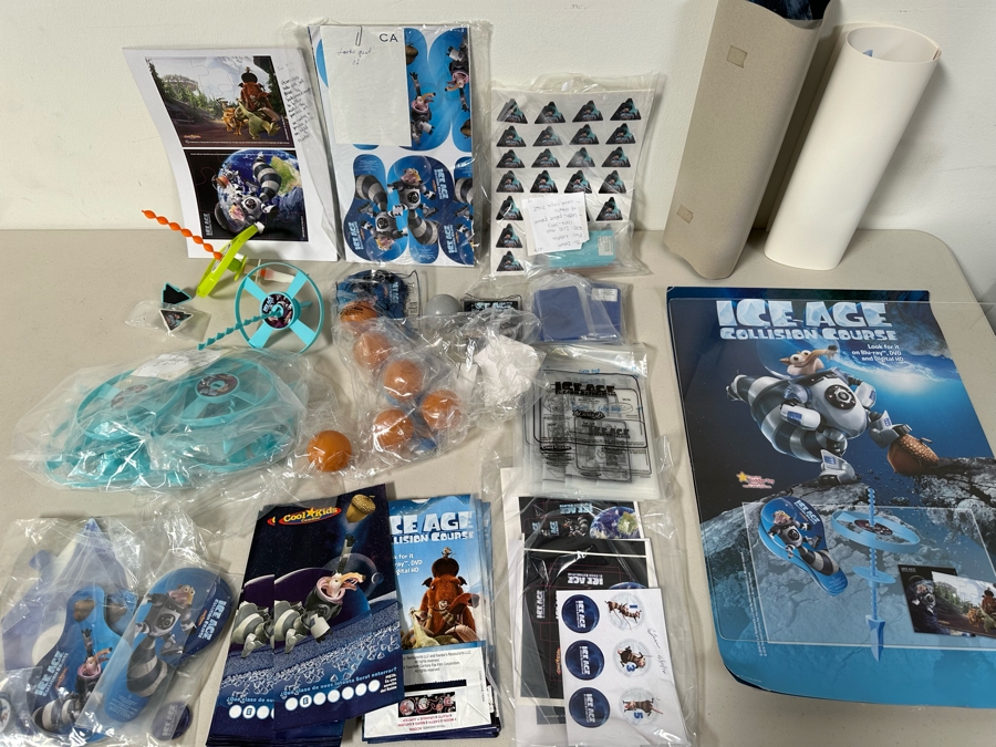 Ice Age Collision Course Movie Carl's Jr. / Hardee's Happy / Kid's Meal Toys Project Box With Prototype Toy Samples Cool Kids Designed By The CDM Company 2016 [Photo 17]