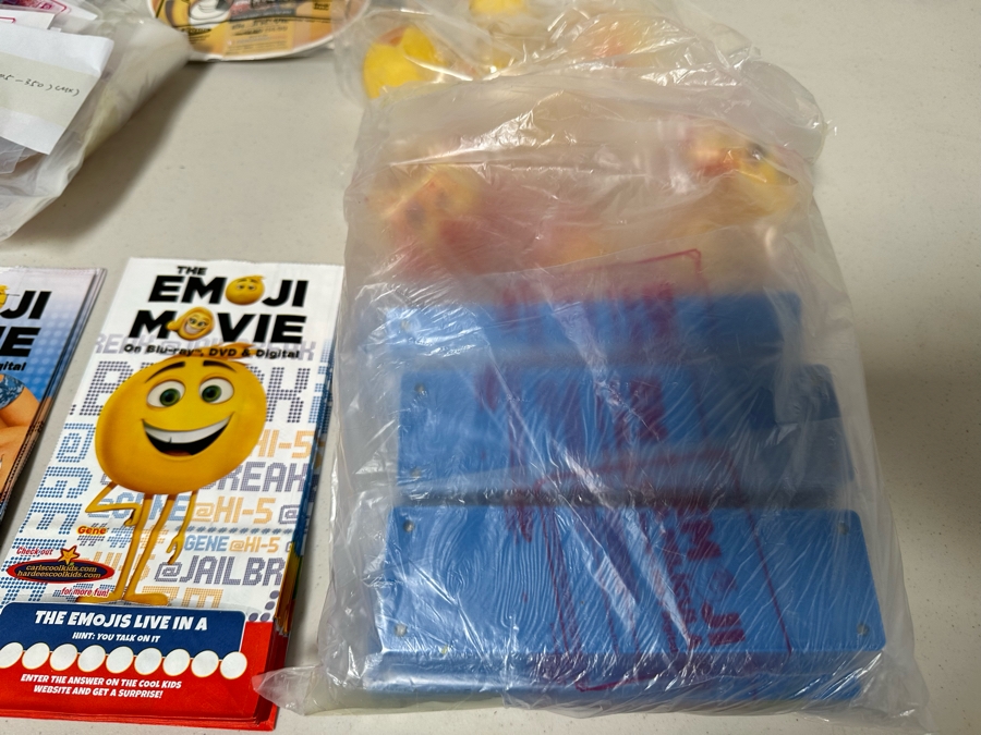 The Emoji Movie Carl's Jr. / Hardee's Happy / Kid's Meal Toys Project Box With Prototype Toy Samples Cool Kids Designed By The CDM Company 2017 [Photo 11]