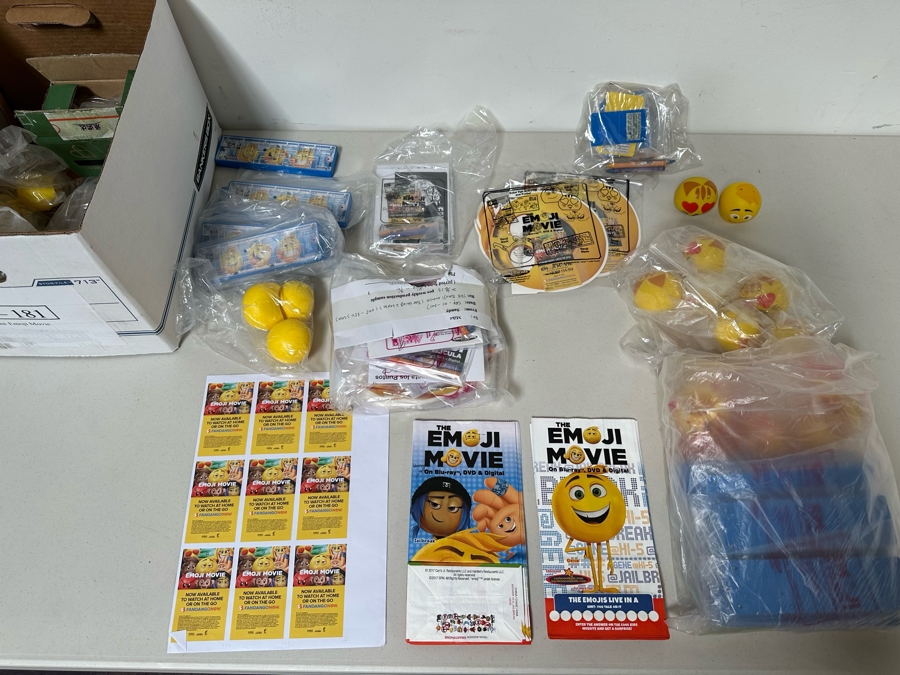 The Emoji Movie Carl's Jr. / Hardee's Happy / Kid's Meal Toys Project Box With Prototype Toy Samples Cool Kids Designed By The CDM Company 2017 [Photo 13]