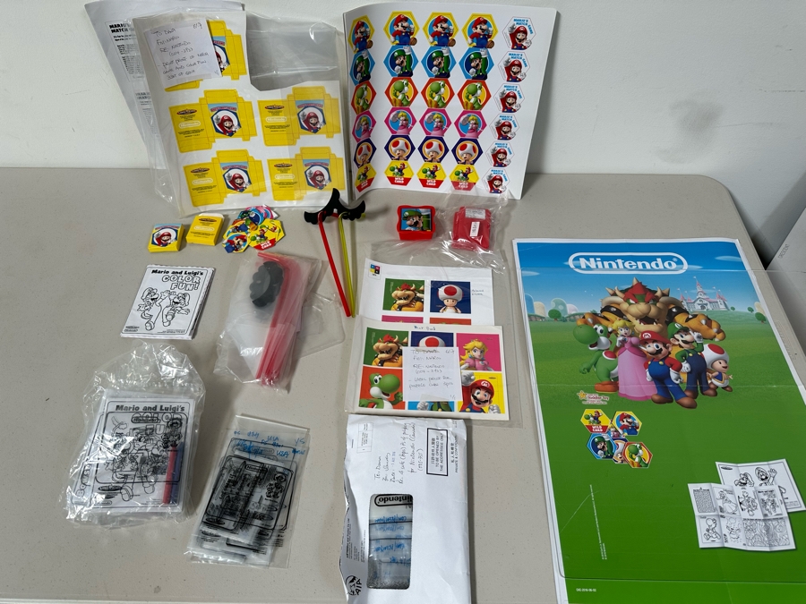 Nintendo Mario And Luigi Carl's Jr. / Hardee's Happy / Kid's Meal Toys Project Box With Prototype Toy Samples Cool Kids Designed By The CDM Company 2016 [Photo 15]