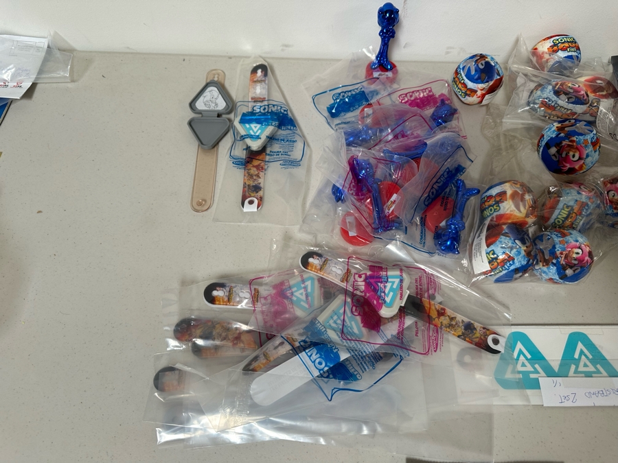 Sonic Boom Fire & Ice Video Game Carl's Jr. / Hardee's Happy / Kid's Meal Toys Project Box With Prototype Toy Samples Cool Kids Designed By The CDM Company 2015 [Photo 4]
