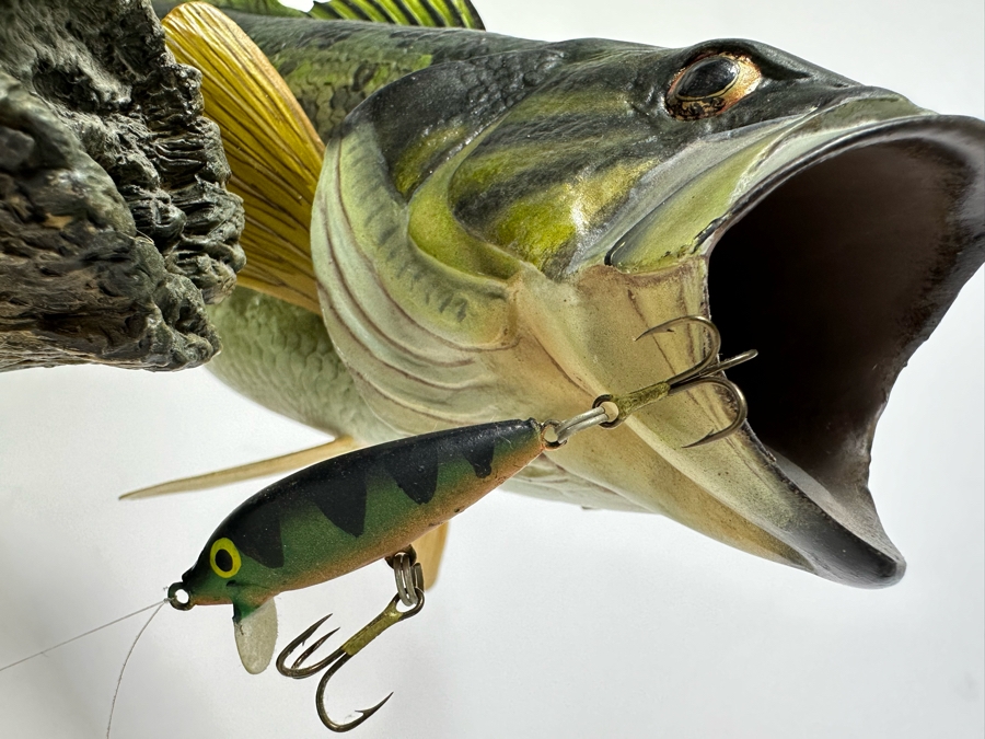 George Kruth Resin Sculpture Titled 'Backwater Bass' From The Freshwater Trophies Sculpture Collection By The Danbury Mint 9.5W X 7D X 10H [Photo 11]