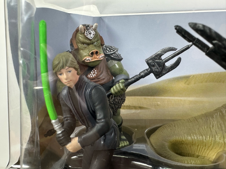 Pair Of Disney Store Star Wars Playsets: A New Hope Figurine Playset & Return Of The Jedi Figurine Playset New In Packaging [Photo 11]