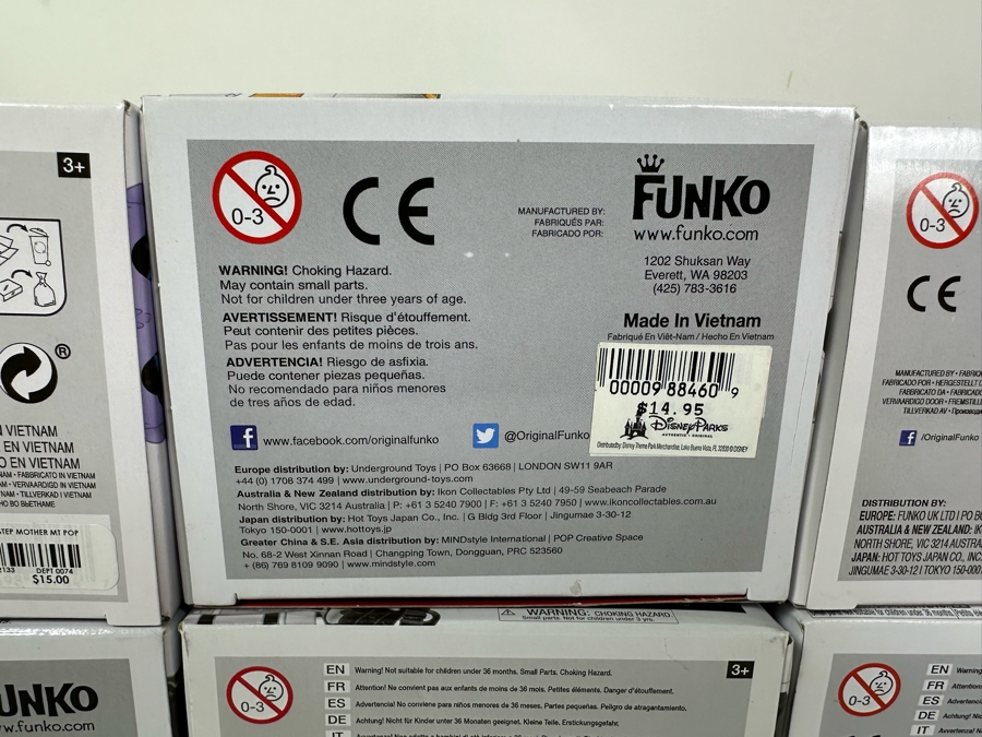 Disney Funko Toys Pop! Vinyl Figurines Star Wars, Disney's Mickey Mouse & Disney's The Little Mermaid Ursula - 6 Figurines New In Packaging [Photo 12]
