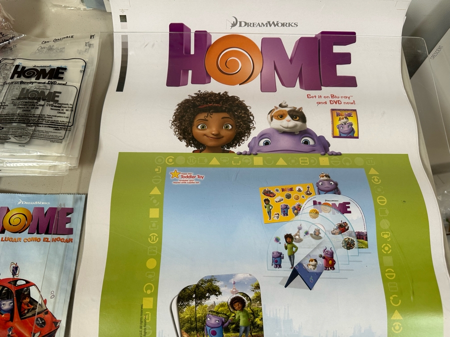 DreamWorks Home Movie Carl's Jr. / Hardee's Happy / Kid's Meal Toys Project Box With Prototype Toy Samples Cool Kids Designed By The CDM Company 2015 [Photo 2]