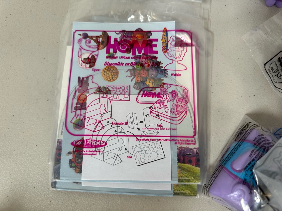 DreamWorks Home Movie Carl's Jr. / Hardee's Happy / Kid's Meal Toys Project Box With Prototype Toy Samples Cool Kids Designed By The CDM Company 2015 [Photo 11]