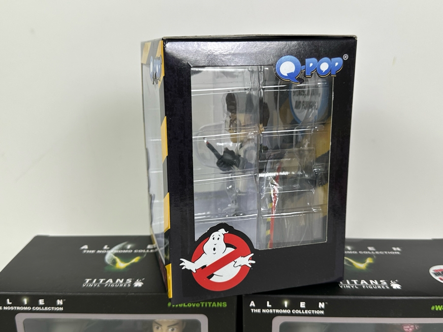 Pair Of Alien The Nostromo Collection Exclusive Twin Packs From Titans Vinyl Figures And Q-Pop Spengler Vinyl Figurine From Ghostbusters All New In Packaging [Photo 7]