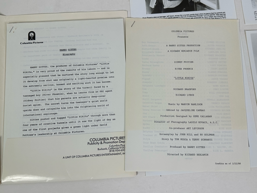 Little Nikita With River Phoenix & Sidney Poitier Movie Press Kit Promotional Items Including Four B&W 8 X 10 Press Photos [Photo 7]