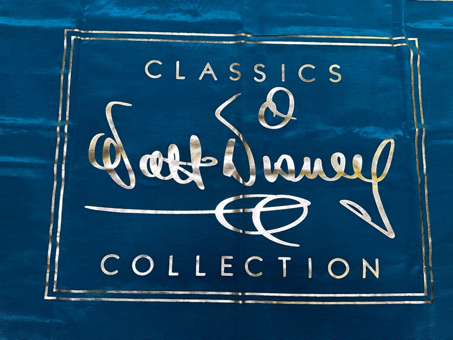 Walt Disney Classics Collection Store Banner Flag 47 X 34 [Photo 2]