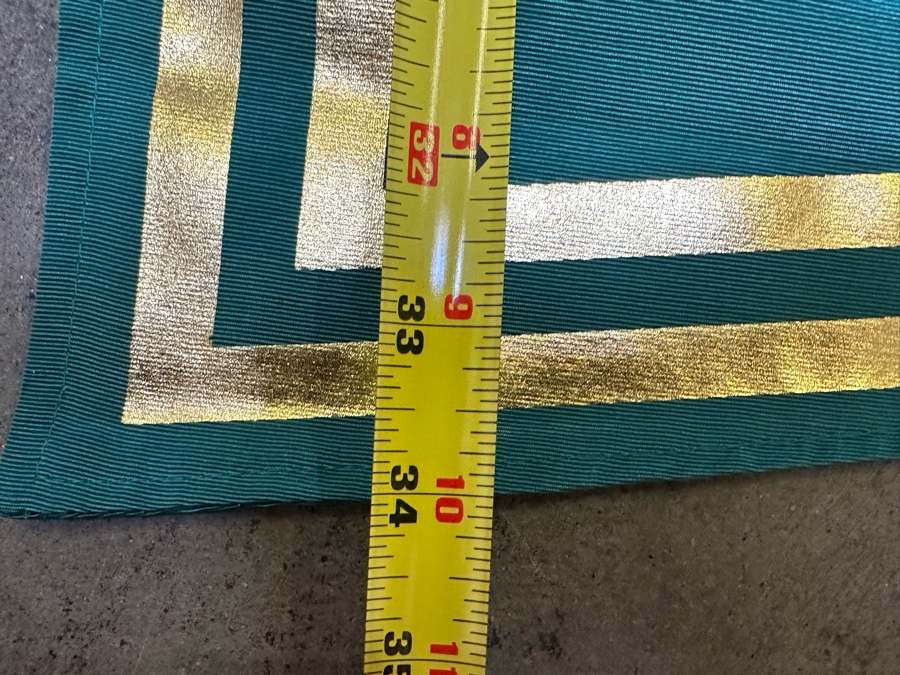 Walt Disney Classics Collection Store Banner Flag 47 X 34 [Photo 4]