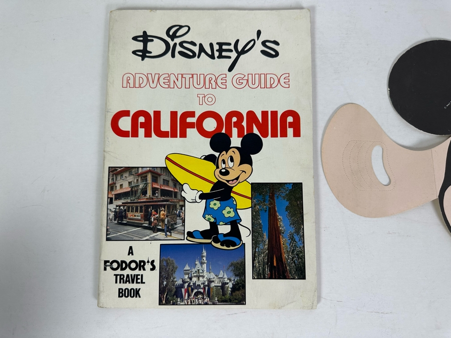 1980 First Edition Disney's Adventure Guide To California Book And Vintage Walt Disney Mickey Mouse Paper Mask [Photo 3]