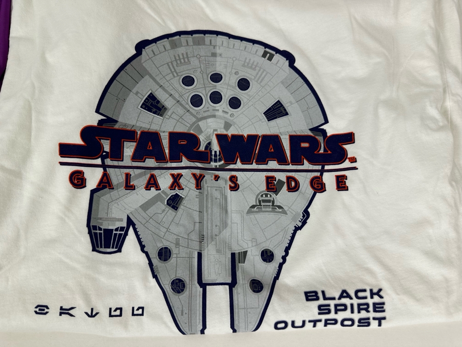 Disneyland Resort Inaugural Pixie Dust Challenge 2015 T-Shirt Size Large And Star Wars Galaxy's Edge T-Shirt Size XL [Photo 4]