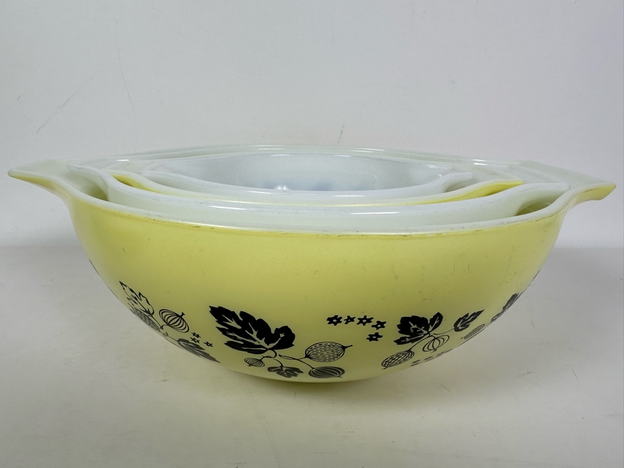 Complete Vintage Set Of Pyrex Mixing Bowls - 4 Bowls 13W To 7.5W [Photo 4]