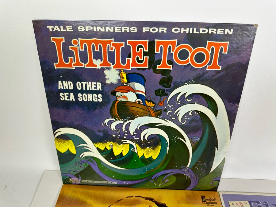 Various Walt Disney & Kids Vinyl Records [Photo 12]