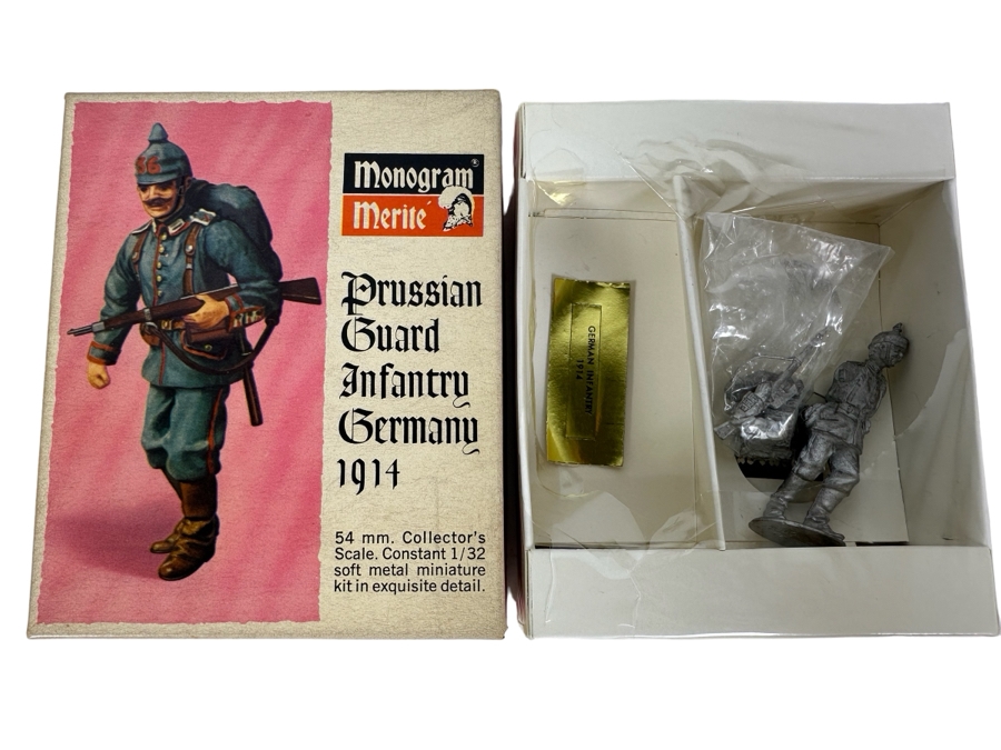 Vintage 1968 Monogram Merite Prussian Guard Infantry Germany 1914 Soft Metal Miniature Kit With Box