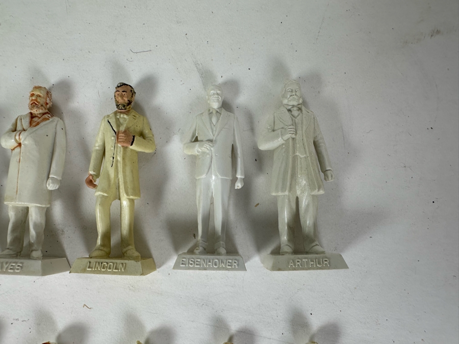 Vintage Plastic Miniatures American Presidents Figurines 1.5'H [Photo 4]