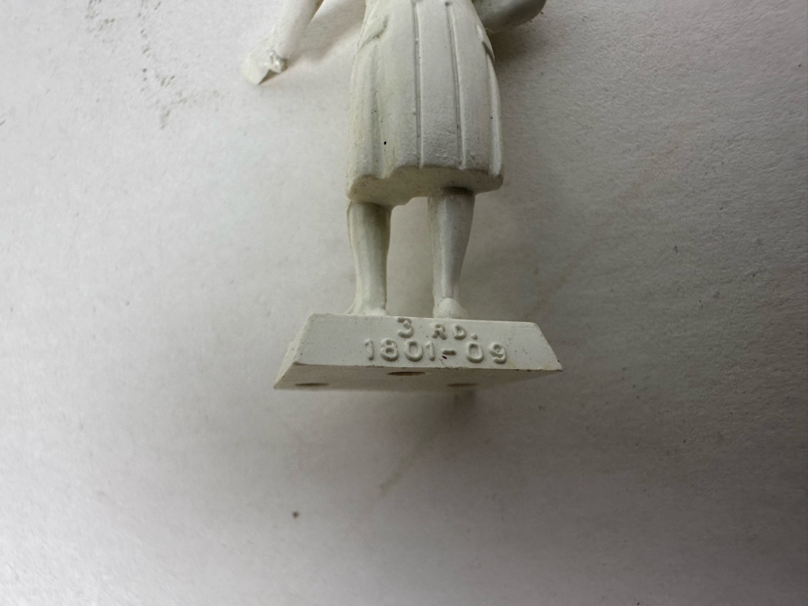 Vintage Plastic Miniatures American Presidents Figurines 1.5'H [Photo 14]