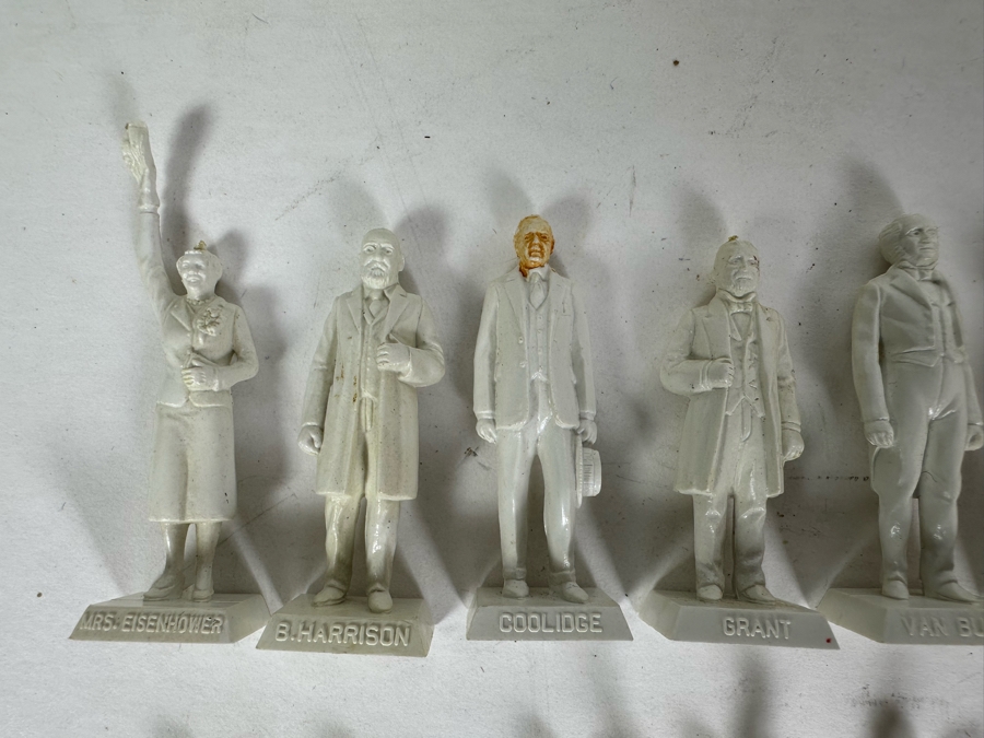 Vintage Plastic Miniatures American Presidents Figurines 1.5'H [Photo 2]