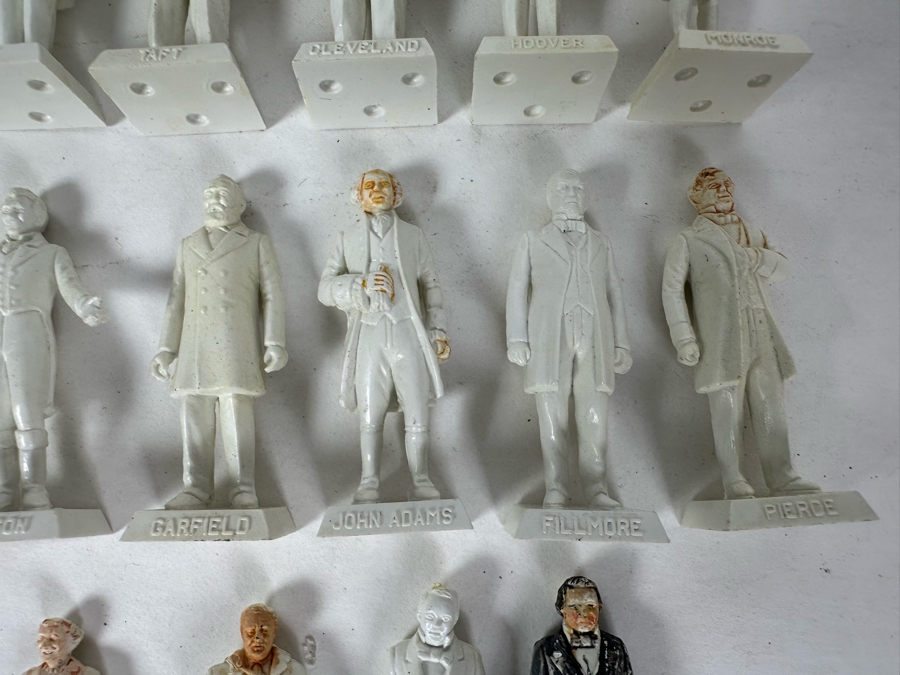 Vintage Plastic Miniatures American Presidents Figurines 1.5'H [Photo 10]