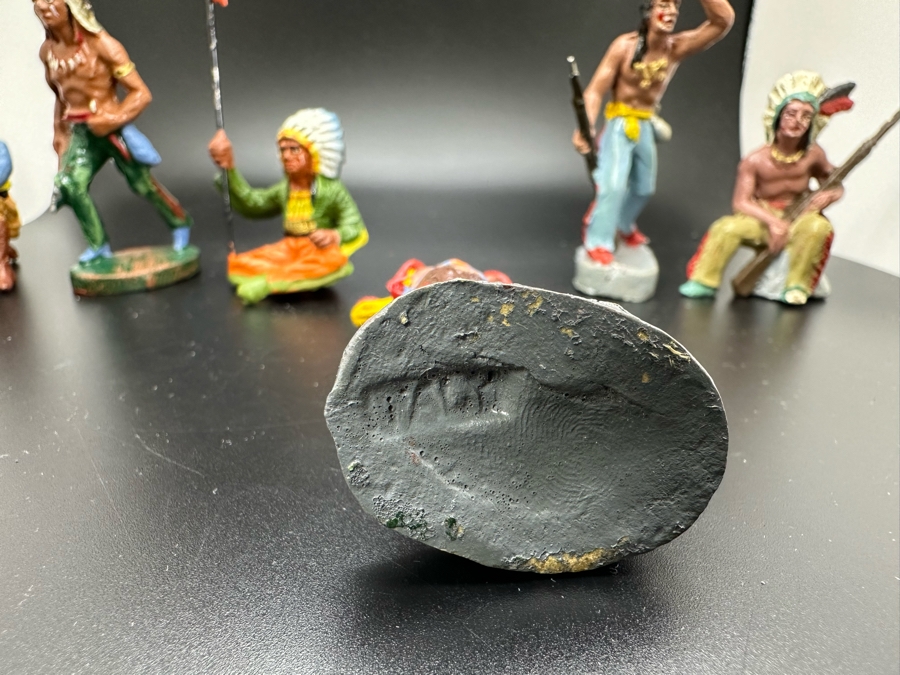 Vintage Toy Cowboys And Indians Miniature Figures Of Various Makes [Photo 12]