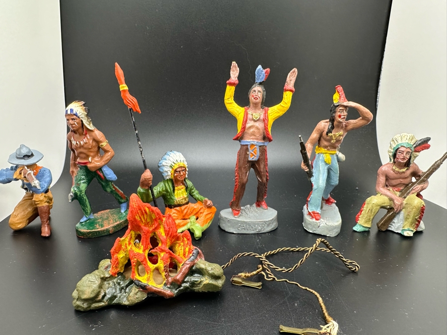 Vintage Toy Cowboys And Indians Miniature Figures Of Various Makes [Photo 5]