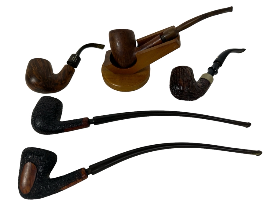 (5) Vintage Wooden Smoking Pipes Collection With Stand: (2) Jarl Denmark, (1) Stanwell Denmark, (1) The Guildhall London Pipe & (1) Well Pipe Italy [Photo 1]