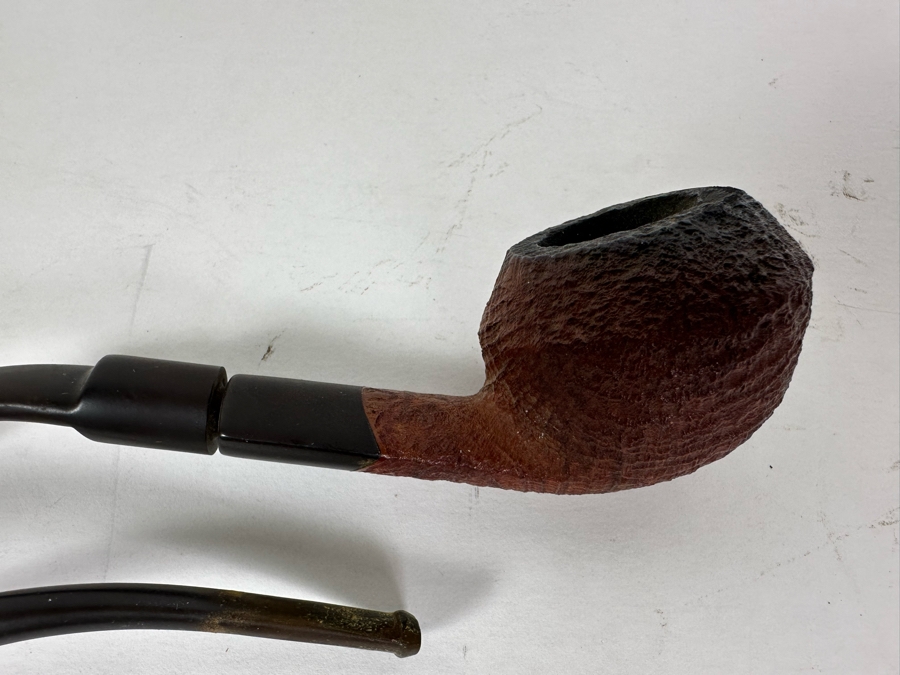 (7) Vintage Wooden Smoking Pipes Collection With Stand: (1) Hilson Maestro Belgium, (1) Corsica Paris, (1) GBD France, (1) Mastercraft, (1) De Luxe, (1) The Guildhall London & (1) Hilands Danish [Photo 9]