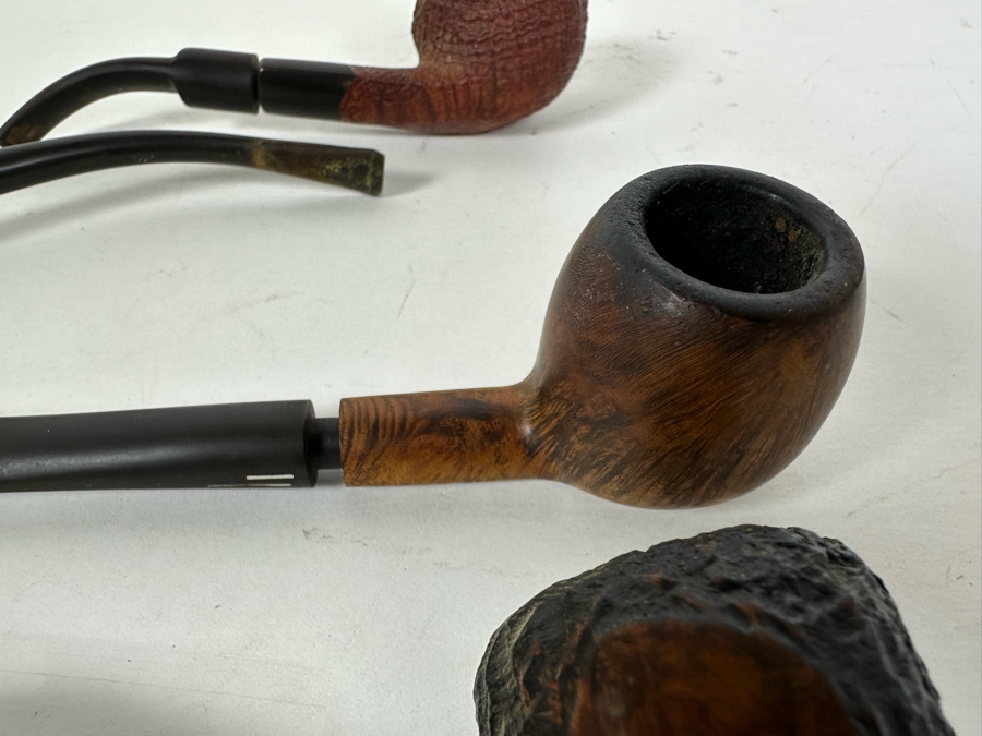 (7) Vintage Wooden Smoking Pipes Collection With Stand: (1) Hilson Maestro Belgium, (1) Corsica Paris, (1) GBD France, (1) Mastercraft, (1) De Luxe, (1) The Guildhall London & (1) Hilands Danish [Photo 3]