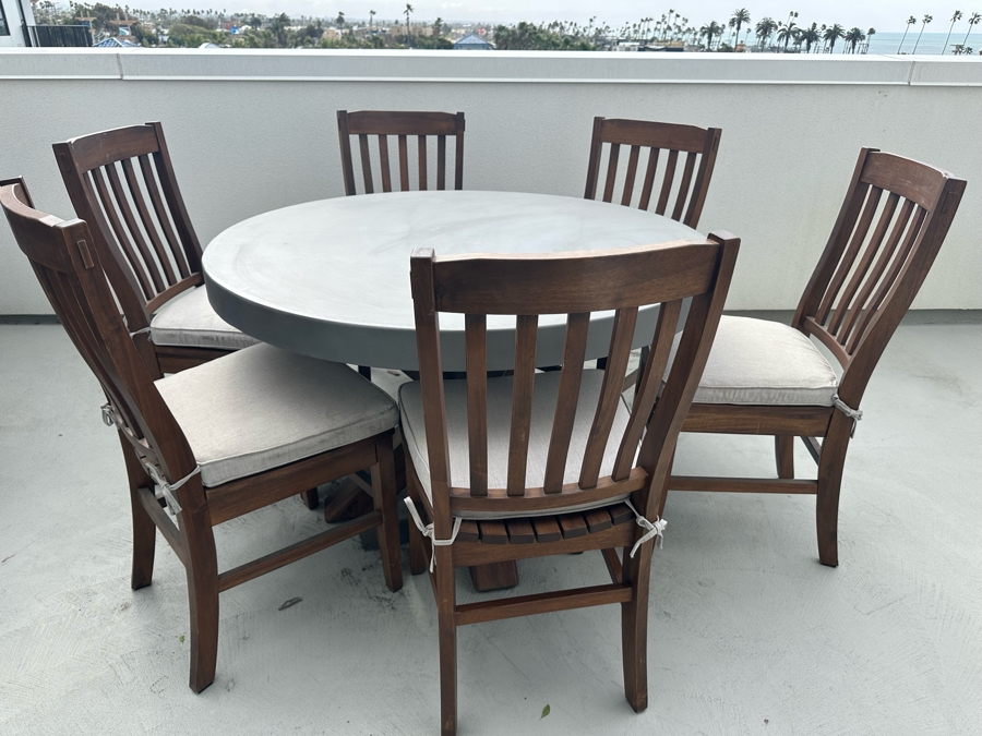 Six Pottery Barn Wooden Chairs And Pottery Barn 48' Round Pedestal Table Retails $3,362 [Photo 5]