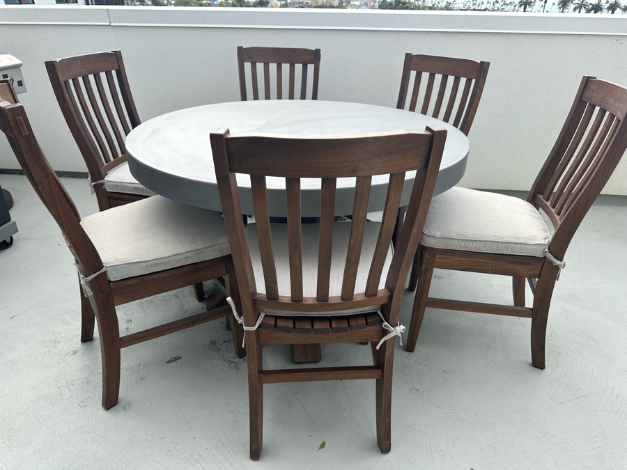 Six Pottery Barn Wooden Chairs And Pottery Barn 48' Round Pedestal Table Retails $3,362