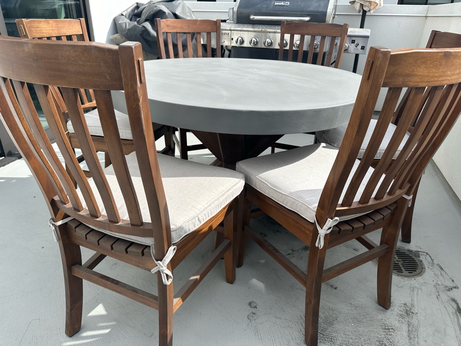 Six Pottery Barn Wooden Chairs And Pottery Barn 48' Round Pedestal Table Retails $3,362 [Photo 14]
