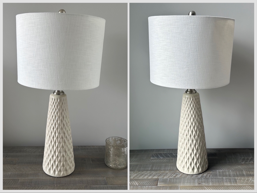 Pair Of Modern Ceramic Table Lamps 26H [Photo 1]