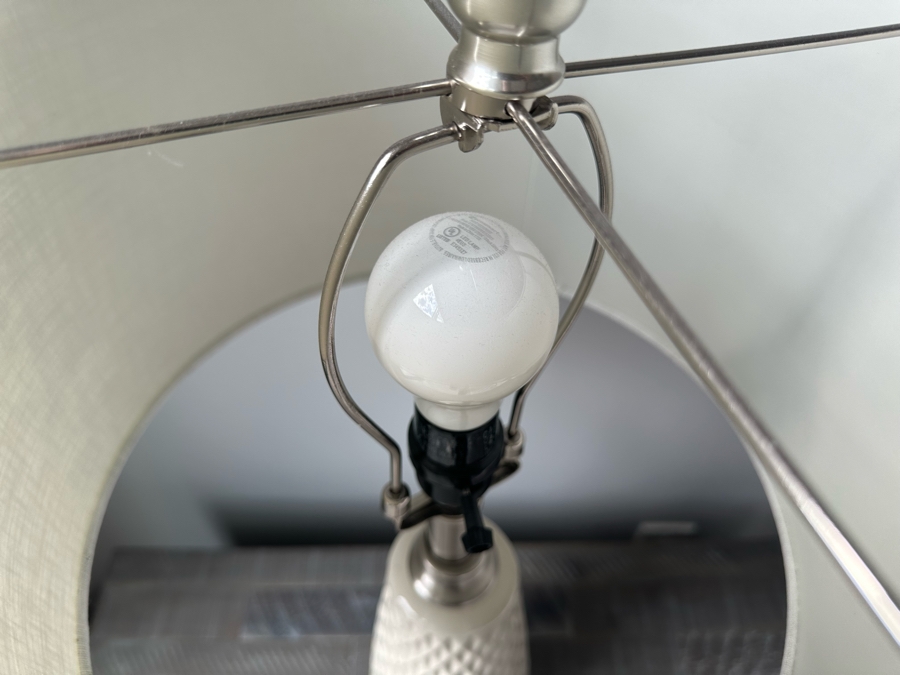 Pair Of Modern Ceramic Table Lamps 26H [Photo 8]