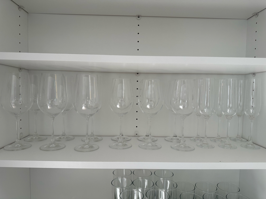 (6) Red Wine Stemware Glasses, (6) White Wine Stemware Glasses & (6) Champagne Flutes All Marked RV [Photo 1]