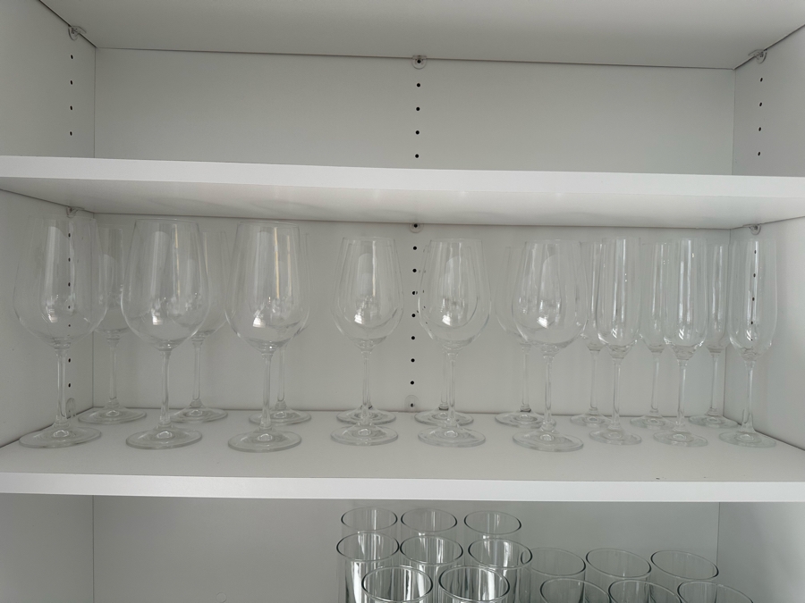 (6) Red Wine Stemware Glasses, (6) White Wine Stemware Glasses & (6) Champagne Flutes All Marked RV [Photo 2]