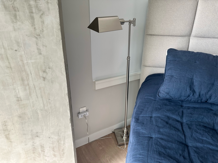 Pair Of Metal Adjustable Floor Lamps 54H [Photo 3]