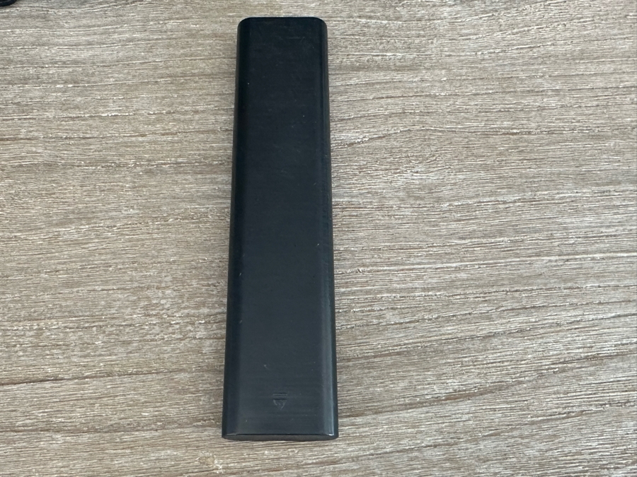 Samsung 50' Crystal UHD 4K Smart TV Model UN50AU8000F [Photo 8]