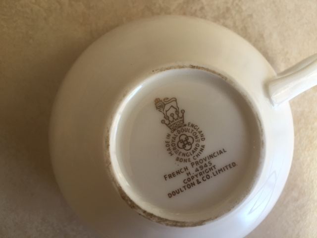 Royal Doulton England China Set [Photo 3]
