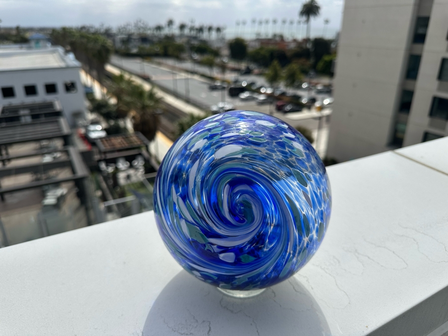 Decorative Seashells Within An Art Glass Ball 7H [Photo 8]